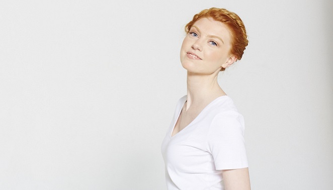organic-relaxed-v-the-white-tshirt-co-photo-shoot.jpg